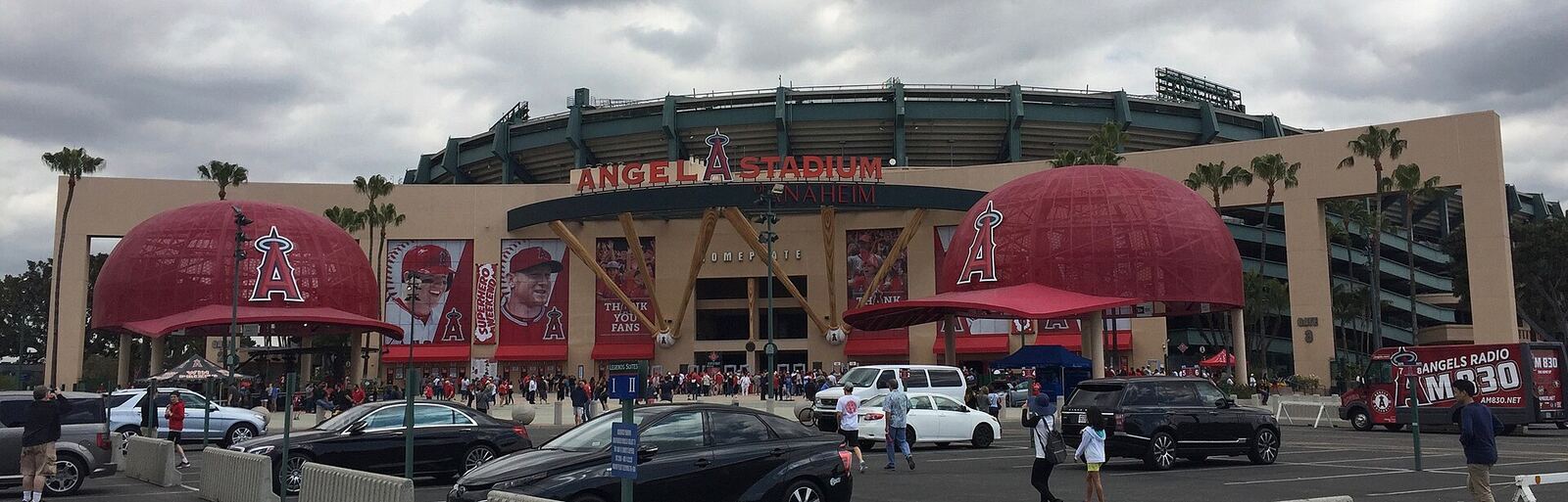 Anaheim 的 Angel Stadium 外观资料图（2017年拍摄）