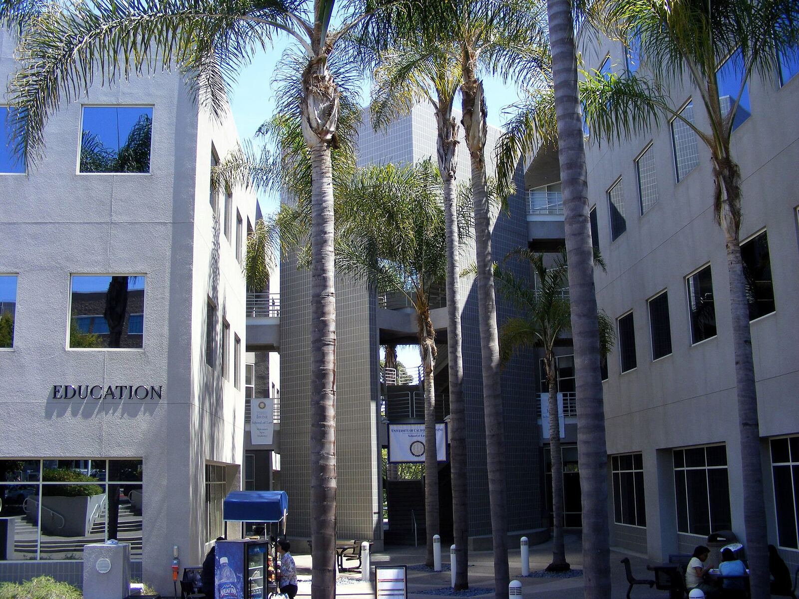 UC Irvine 校园资料图（图库照片）