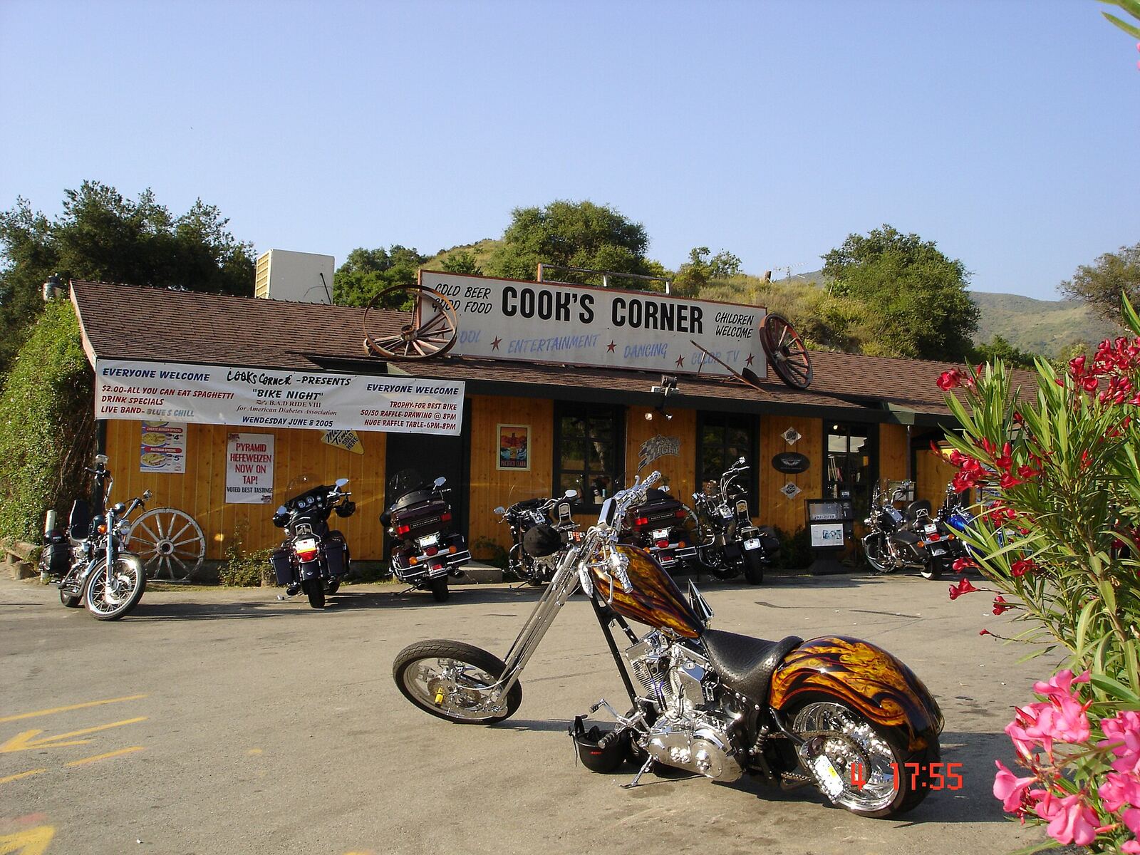 Trabuco Canyon 的 Cook's Corner 酒吧资料图（2005年摄）
