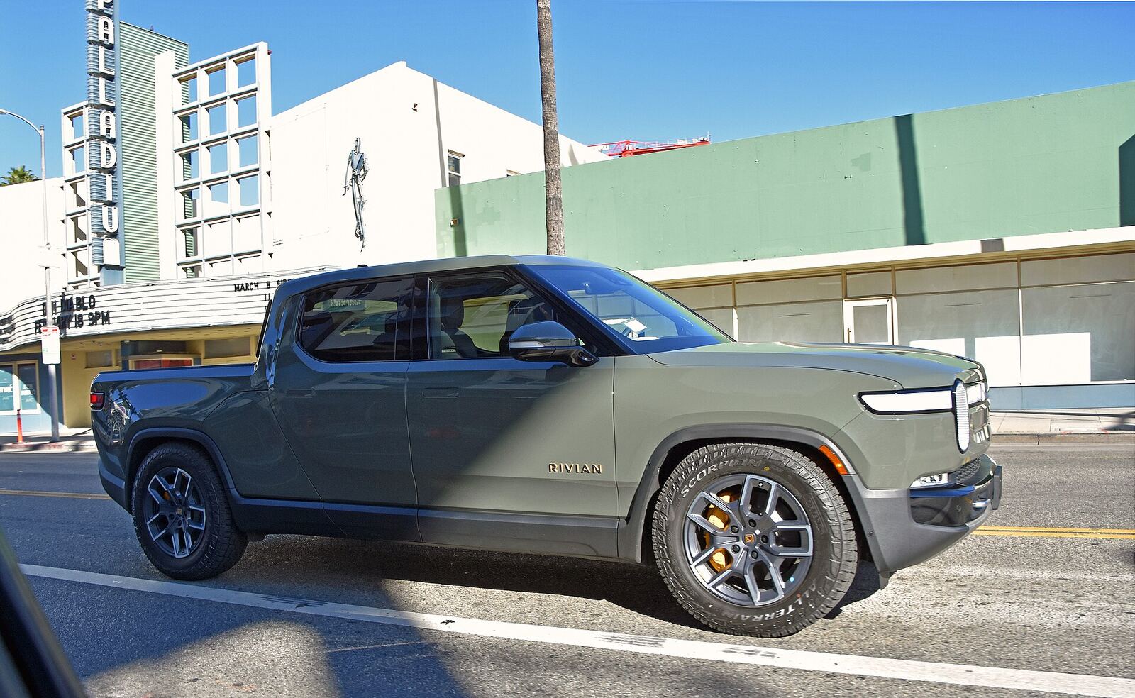 Rivian R1T 电动皮卡资料图（Wikimedia Commons）