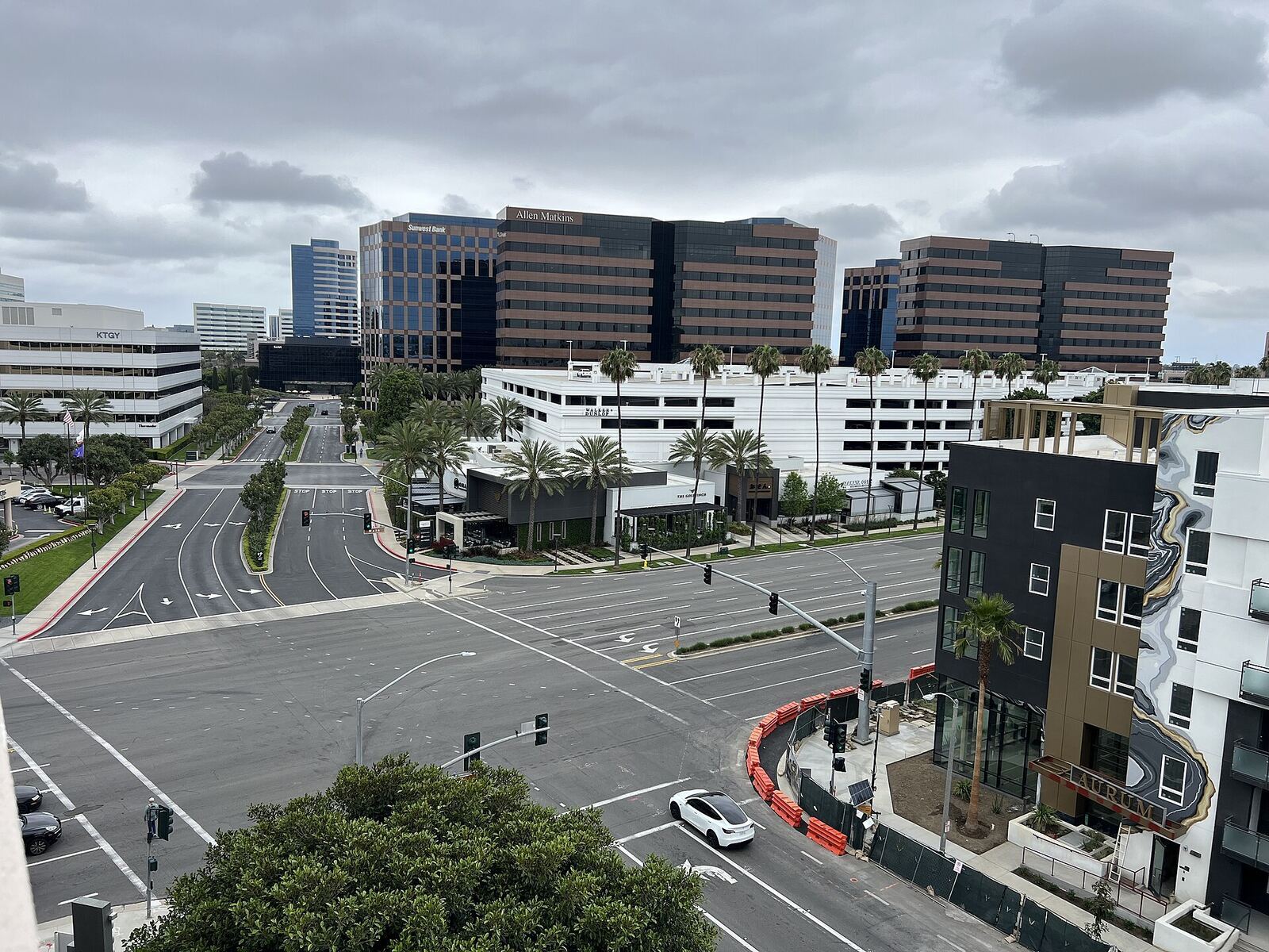 尔湾 Irvine Business Complex 一带街景资料图（Wikimedia Commons）